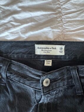 Abercrombie & Fitch CURVE LOVE Low Rise Jeans